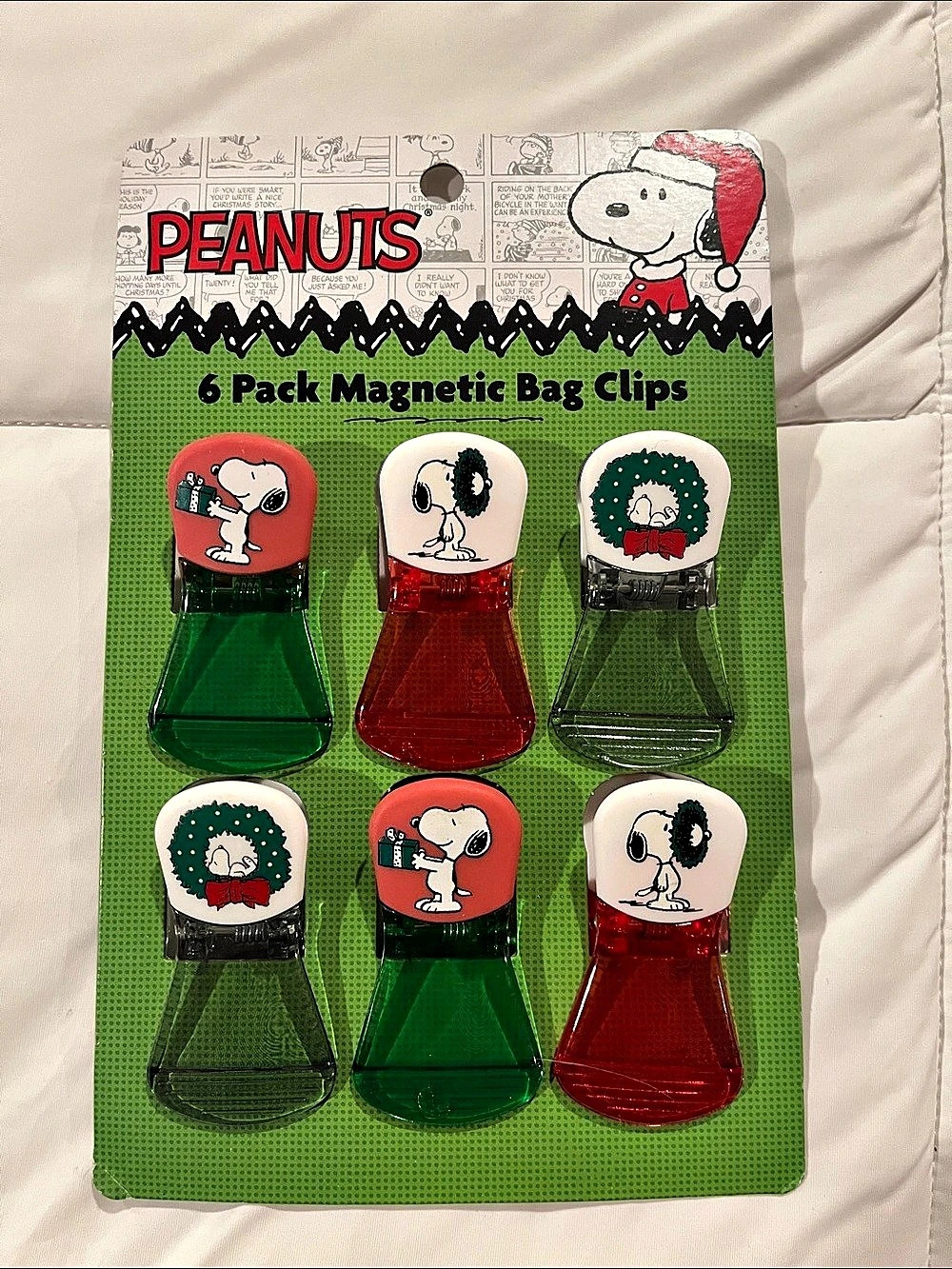 Peanuts 6 Pack Christmas Magnetic Bag Clips